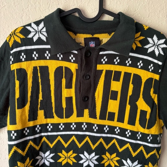 NFL Team | Men's Green Bay Packers Ugly Sweater Knit Polo Green/Gold Size Small - Picture 4 of 8